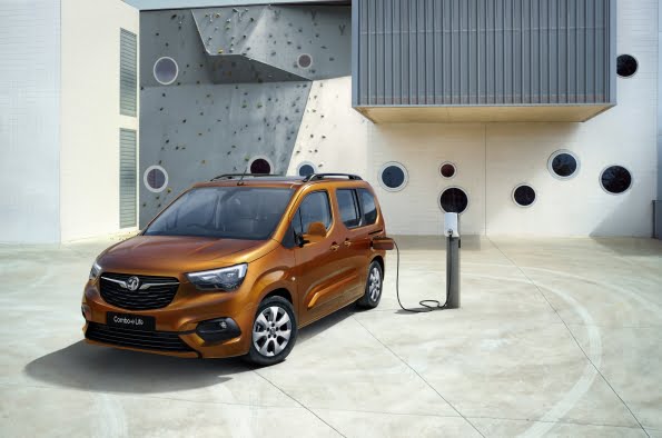 Vauxhall reveals new Combo-e Life